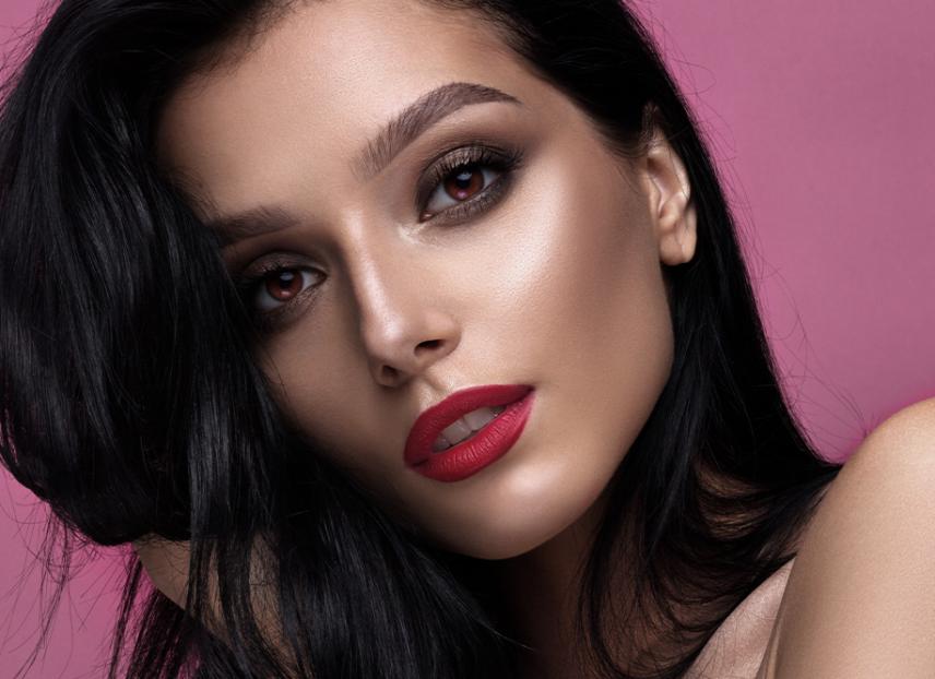 Kening ombre - tradisional atau kekal?