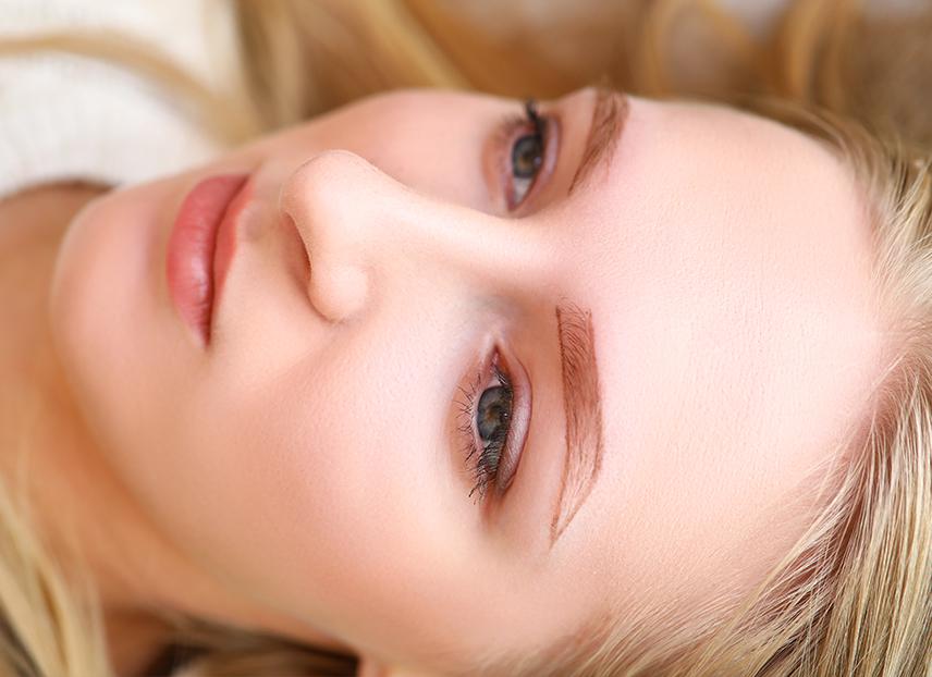 Bagaimana cara untuk mengisi ruang kosong pada kening?